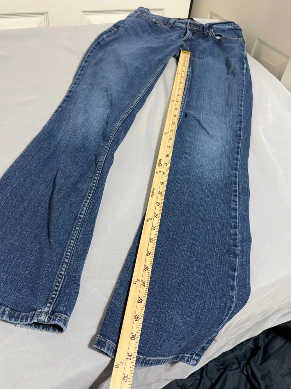Levi's Women's Too Super-low Y2K  Bootcut Jeans